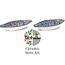Load image into Gallery viewer, Oval shaped Ceramic Serving Plate with Handle